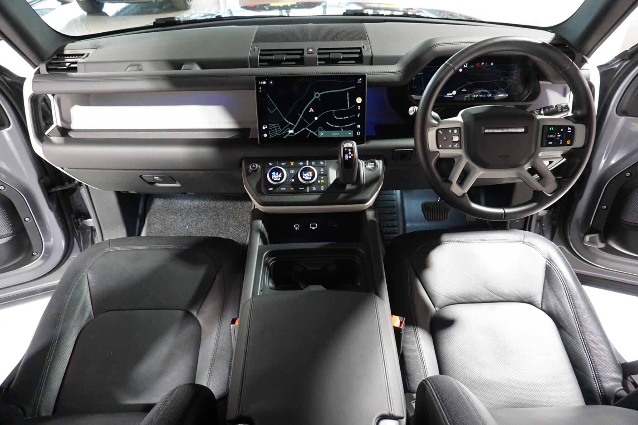 Land Rover Defender 110 2.0 P400e 15.4kWh X-Dynamic HSE SUV 5dr Petrol Plug-in Hybrid Auto 4WD Euro 6 (s/s) (404 ps)